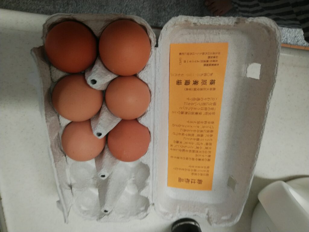 埼玉県東松山市篠原養鶏場　卵は作品