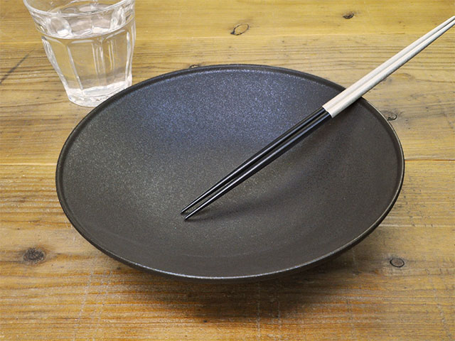 フィノ クリスタルブラック 20cm 浅ボウル 中鉢 黒い食器 KOYO JAPAN 日本製 洋食器