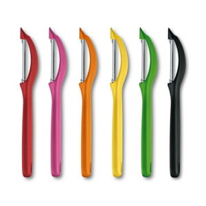 SALE30％OFF ビクトリノックス 公式 VICTORINOX ユニバーサルピーラー 波刃・両刃仕様 食洗機対応 正規品 よく切れる ピーラー 皮むき器 縦 タテ 左利き トマト キウイ 皮剥き じゃがいも 芽取り ヘタ取り 千切り スライサー 切れ味抜群 便利グッズ キッチン 小物 雑貨 時短