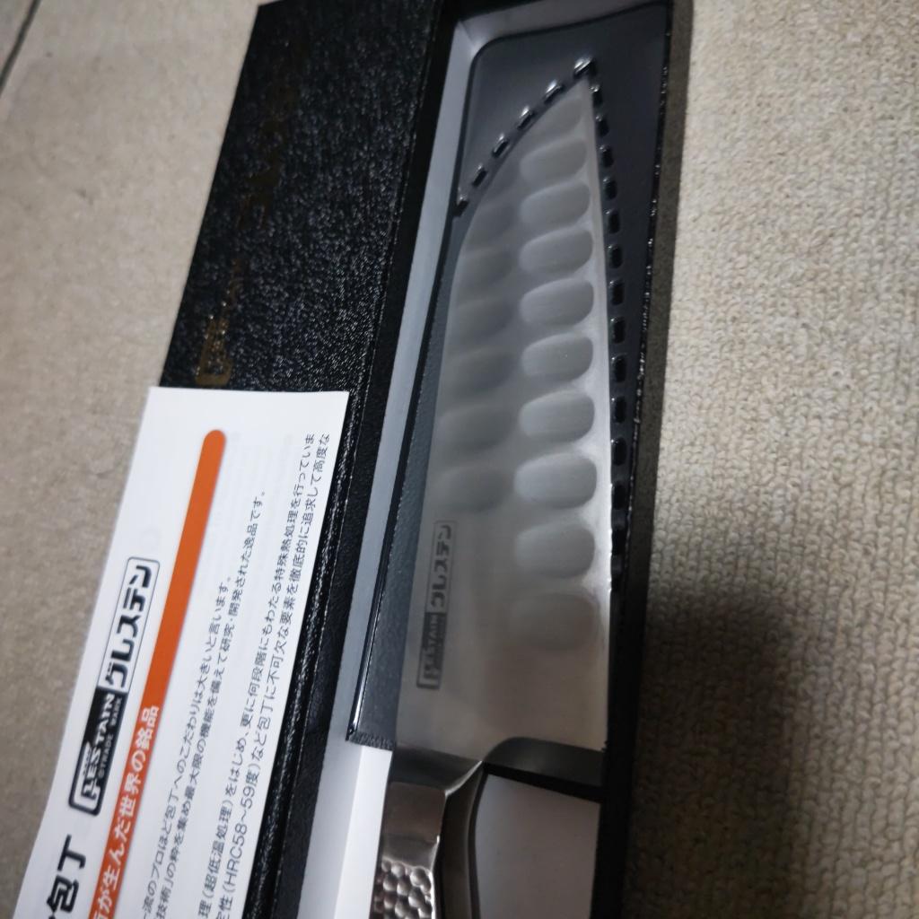 グレステン 817TMのディンプルと刃元の刻印